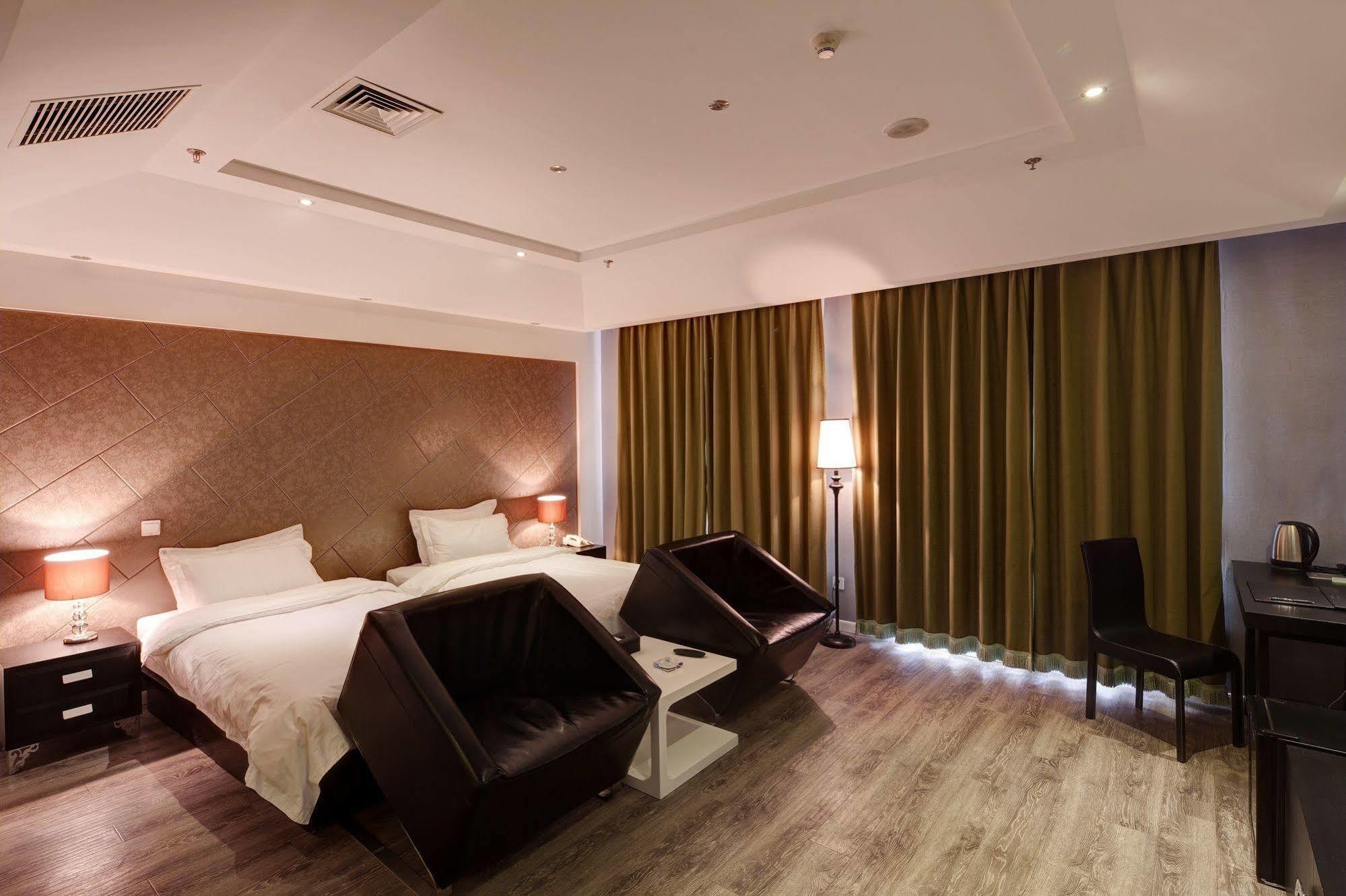 Sofu Hotel Beijing Bagian luar foto